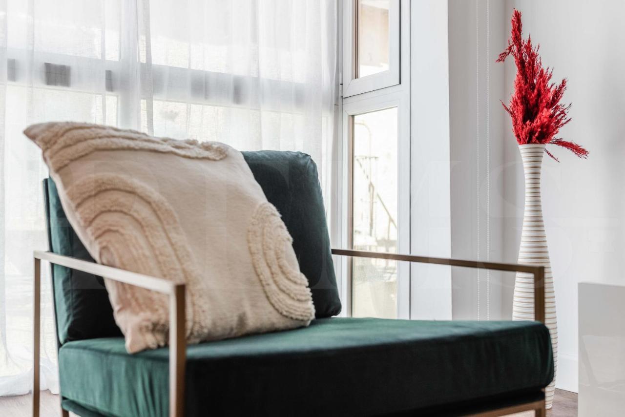 Designed Minimalist Apartment - Malaga Center By Rems Eksteriør bilde