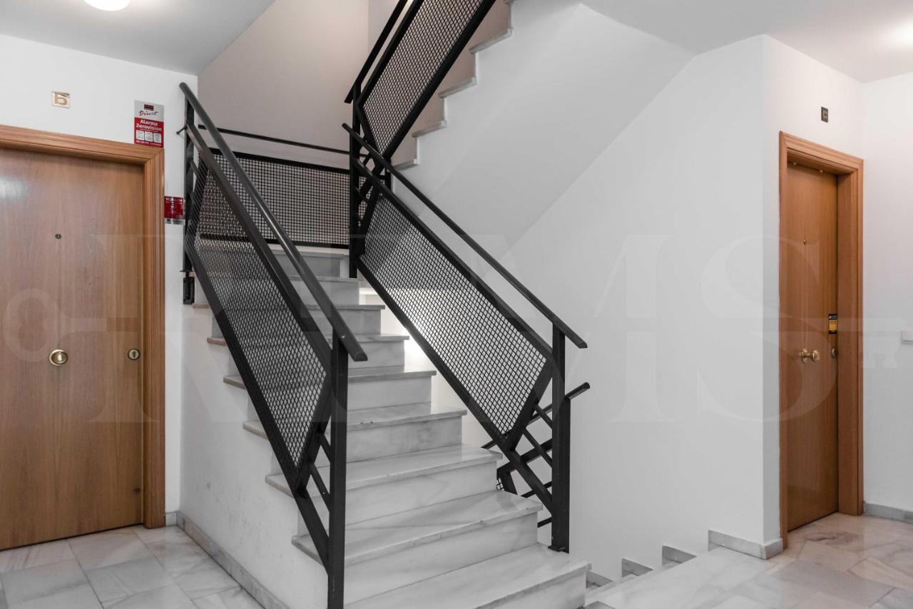Designed Minimalist Apartment - Malaga Center By Rems Eksteriør bilde